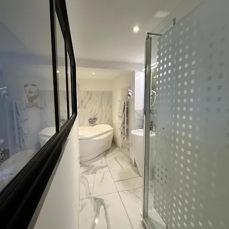 Et Le Maguy Hotel 3*